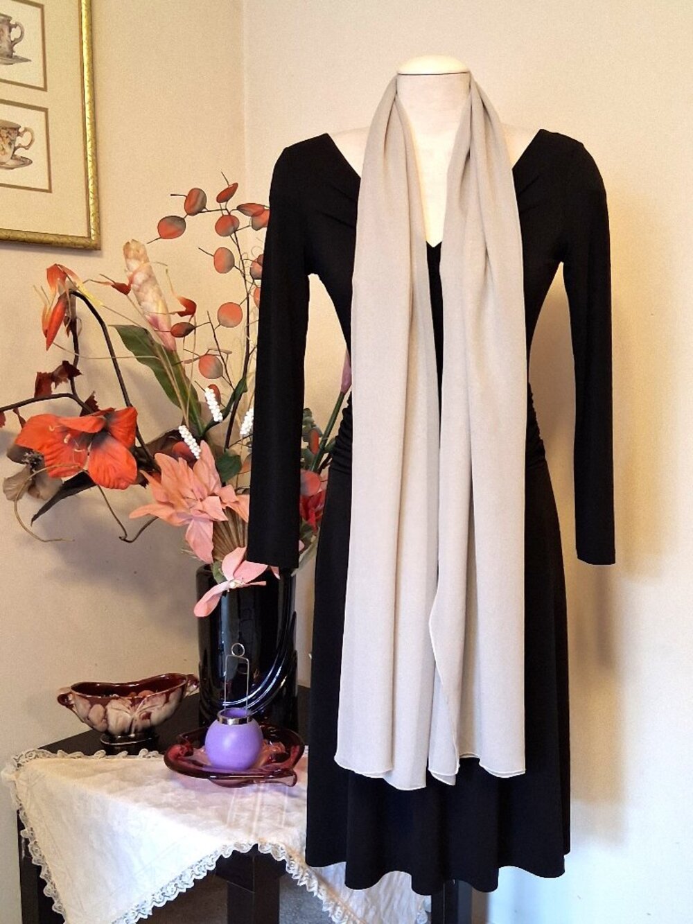 Stills Vintage 100% Silk Long Light Gray Scarf Neck Wrap Scarves Rare Luxury